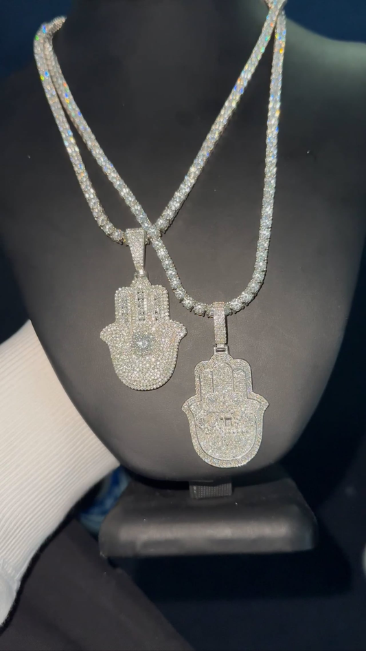 VVS Moissanite Pendant 3