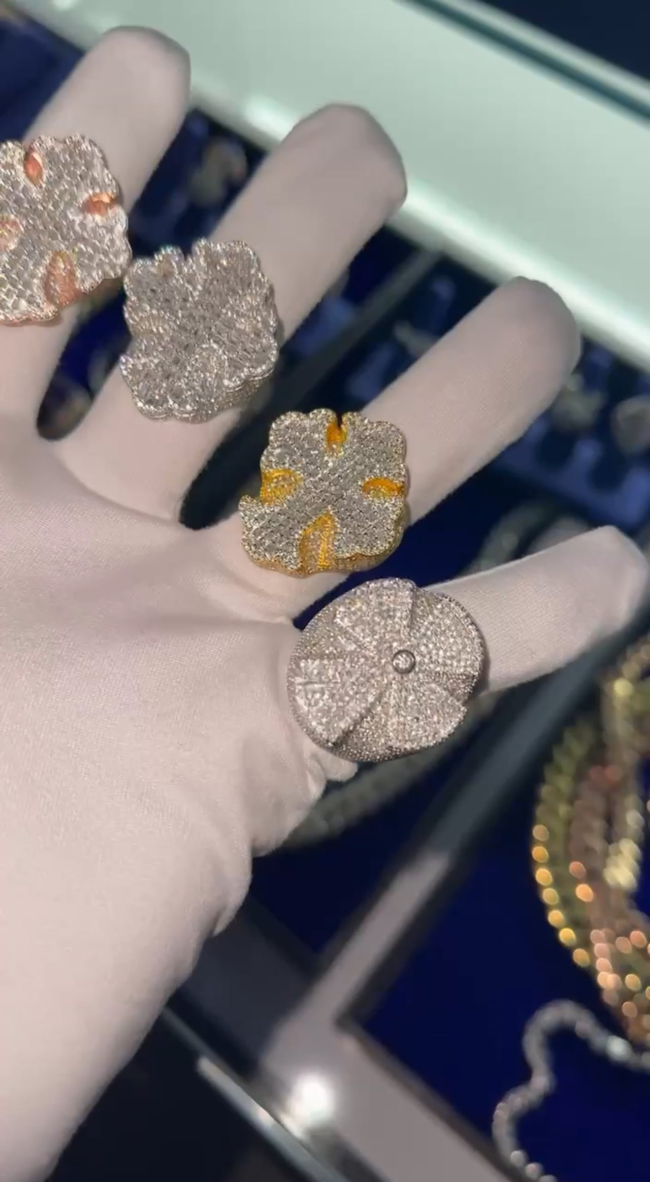 VVS Moissanite Ring 2